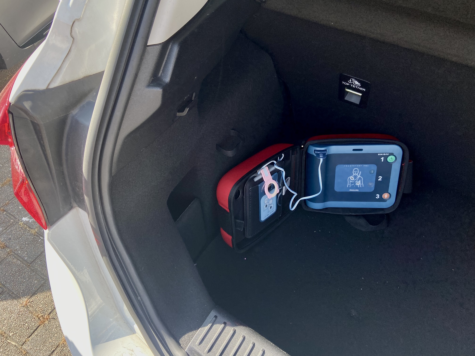 hvor vigtig er en hjertestarter i bilen