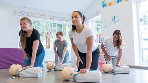 Laerdal Little Junior QCPR (lys hud) 4st - 4243